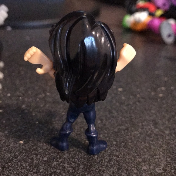 Kinder Joy Dc Comics Figurines—(3) Batmans, 2 Aqua-mans, Superman, Wonder Woman - Picture 5 of 13